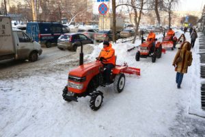 Уборка снега в столице Южного Урала Уборка снега в столице Южного Урала