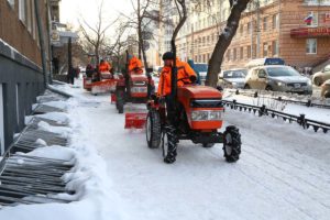 Уборка снега в столице Южного Урала Уборка снега в столице Южного Урала